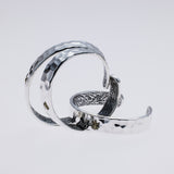 Hammered Texture Bangle : Leaf-ZOCALO.JAPAN