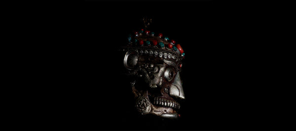 The Seven Tibetan Monk Skulls  Ⅰ. The Silent Eye :  静寂を見つめる眼