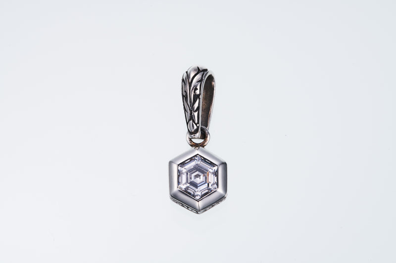 Jeweled Ivy Hexagon Pendant : (White CZ)-ZOCALO.JAPAN