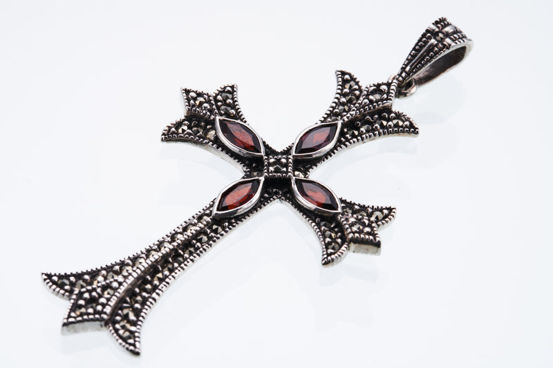 Cross on Cross Pendant : L (Garnet)-ZOCALO.JAPAN