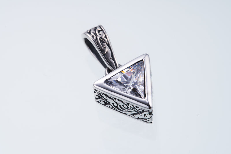 Jeweled Ivy Triangle Pendant : (White CZ)-ZOCALO.JAPAN