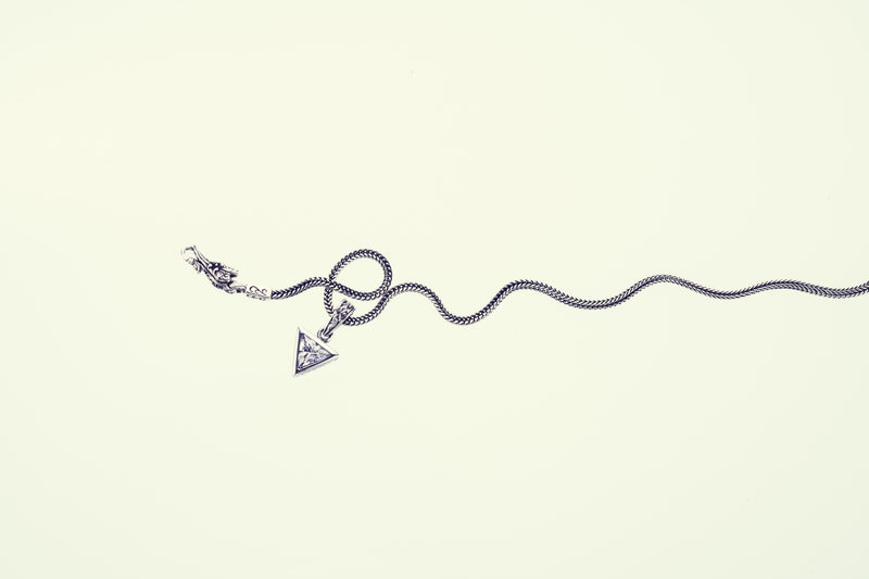 Jeweled Ivy Triangle Pendant : (White CZ)-ZOCALO.JAPAN