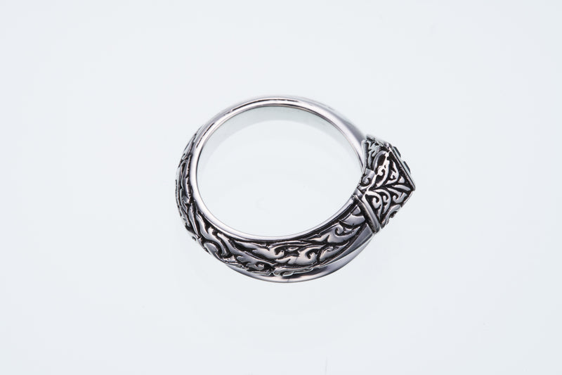 Ivy Spiral Ring Square : Black CZ-ZOCALO.JAPAN