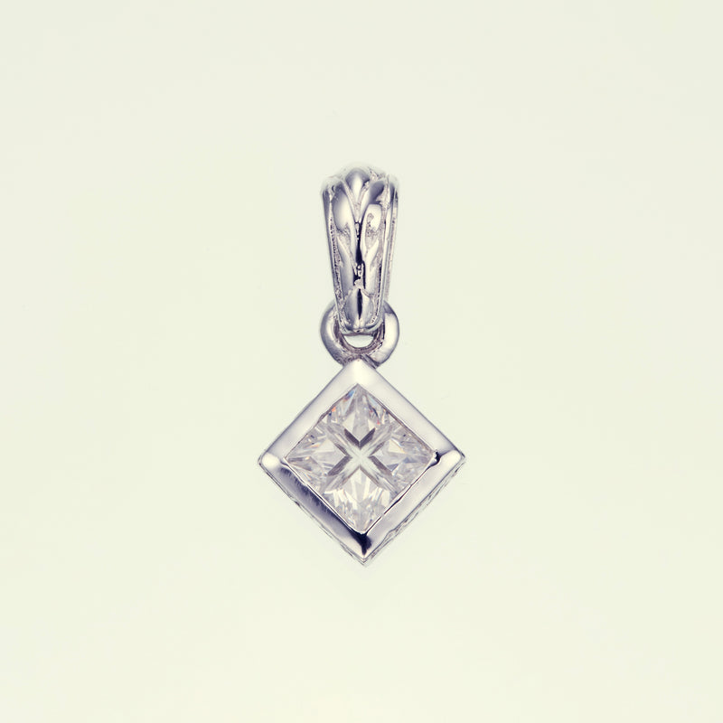 Jeweled Ivy Square Pendant : L (White CZ)-ZOCALO.JAPAN